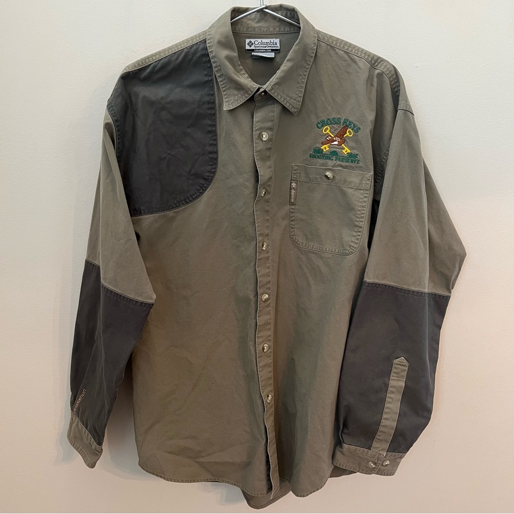 Columbia Men’s Sportswear Olive and Tan Embroidered Long Sleeve Shirt Size Large